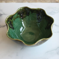 Large frilly Green & Gold