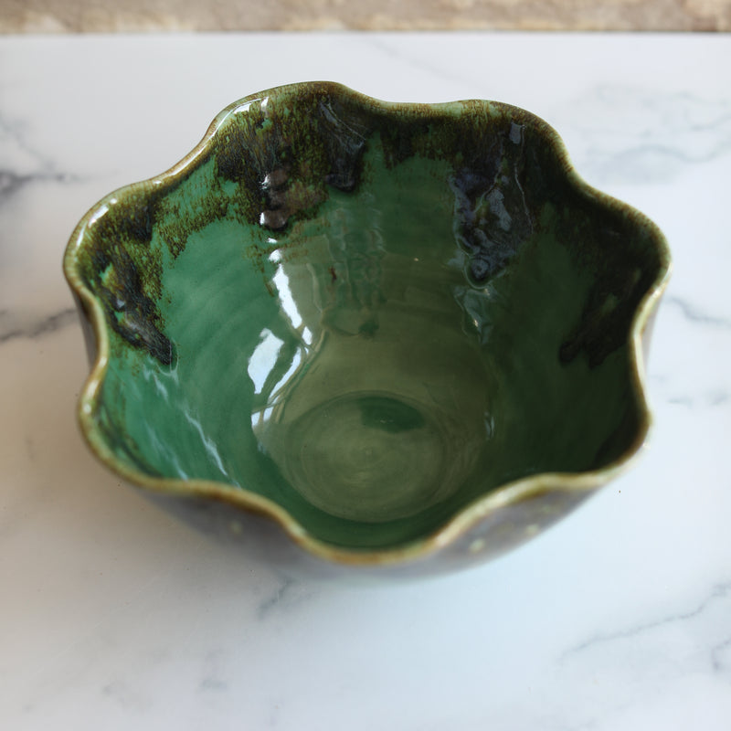 Large frilly Green & Gold